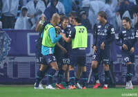 【明治安田Ｊ１ 第35節 福岡vs湘南】