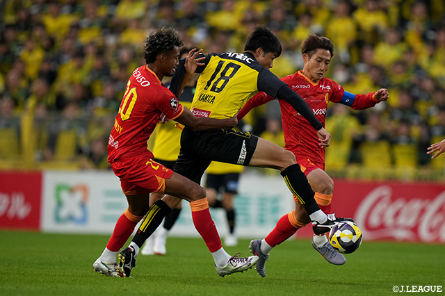 【明治安田Ｊ１ 第36節 柏vs名古屋】