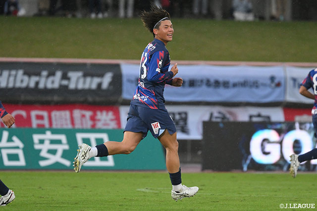 【明治安田Ｊ２ 第35節 富山vs愛媛】