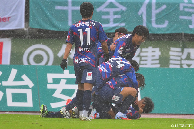 【明治安田Ｊ２ 第36節 富山vs鳥栖】