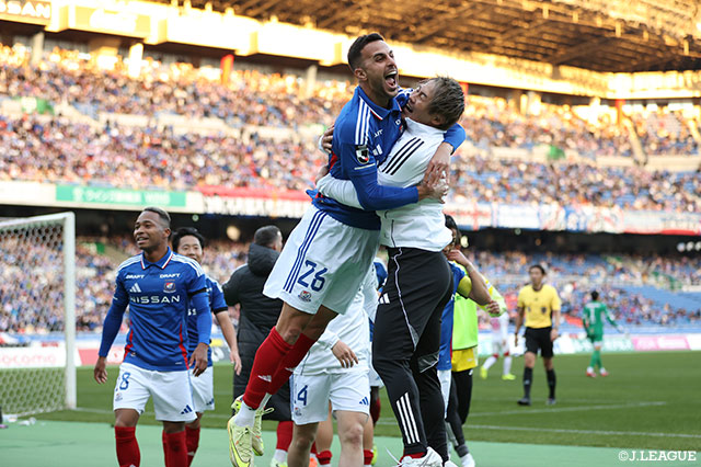 【明治安田Ｊ１ 第37節 横浜FMvsＣ大阪】
