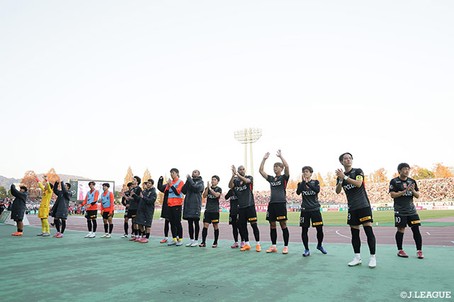 【明治安田Ｊ１ 第37節 岡山vs浦和】