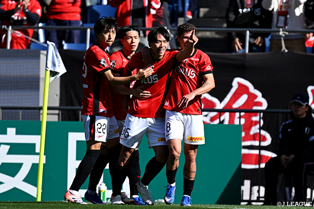 【明治安田Ｊ１百年構想リーグ 地域リーグラウンド EASTグループ 第4節 浦和vs鹿島】