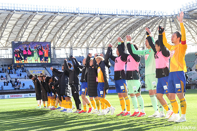 【明治安田Ｊ２・Ｊ３百年構想リーグ 地域リーグラウンド EAST-Aグループ 第4節 仙台vs八戸】