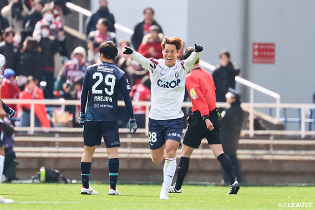 【明治安田Ｊ１百年構想リーグ 地域リーグラウンド WESTグループ 第1節 福岡vs岡山】