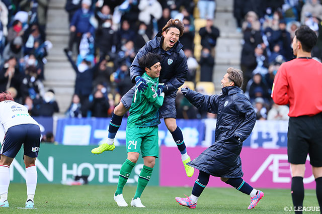 【明治安田Ｊ１百年構想リーグ 地域リーグラウンド WESTグループ 第1節 福岡vs岡山】