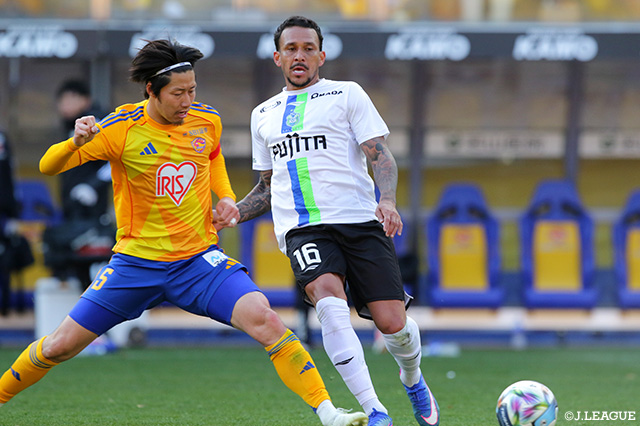 【明治安田Ｊ２・Ｊ３百年構想リーグ 地域リーグラウンド EAST-Aグループ 第5節 仙台vs湘南】