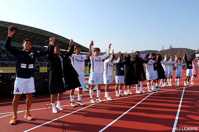 【明治安田Ｊ１百年構想リーグ 地域リーグラウンド WESTグループ 第8節 岡山vs長崎】