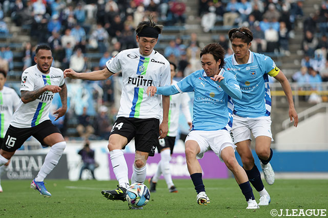 【明治安田Ｊ２・Ｊ３百年構想リーグ 地域リーグラウンド EAST-Aグループ 第8節 横浜FCvs湘南】