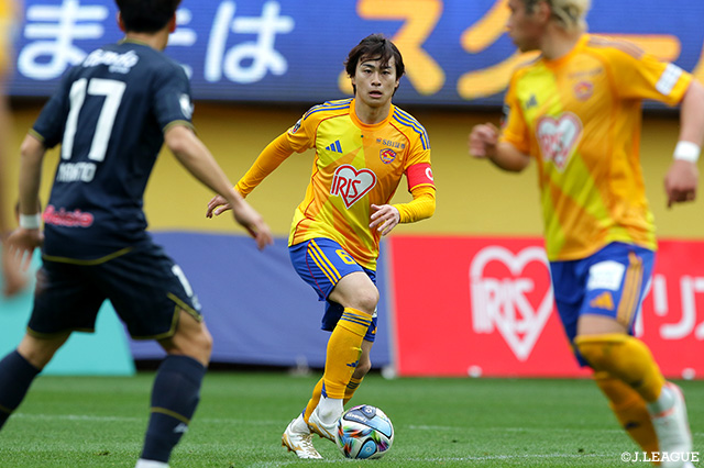 【明治安田Ｊ２・Ｊ３百年構想リーグ 地域リーグラウンド EAST-Aグループ 第9節 仙台vs群馬】