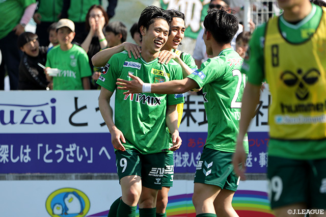 【明治安田Ｊ２・Ｊ３百年構想リーグ 地域リーグラウンド EAST-Aグループ 第12節 八戸vs秋田】