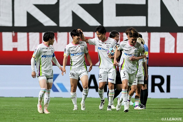 【明治安田Ｊ２・Ｊ３百年構想リーグ 地域リーグラウンド EAST-Bグループ 第13節 札幌vs藤枝】