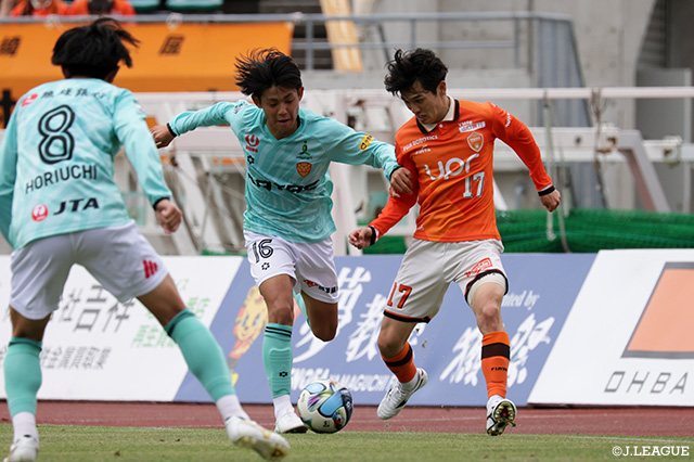 【明治安田Ｊ２・Ｊ３百年構想リーグ 地域リーグラウンド WEST-Bグループ 第13節 山口vs琉球】