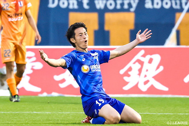 【明治安田Ｊ２・Ｊ３百年構想リーグ 地域リーグラウンド WEST-Aグループ 第13節 愛媛vs今治】