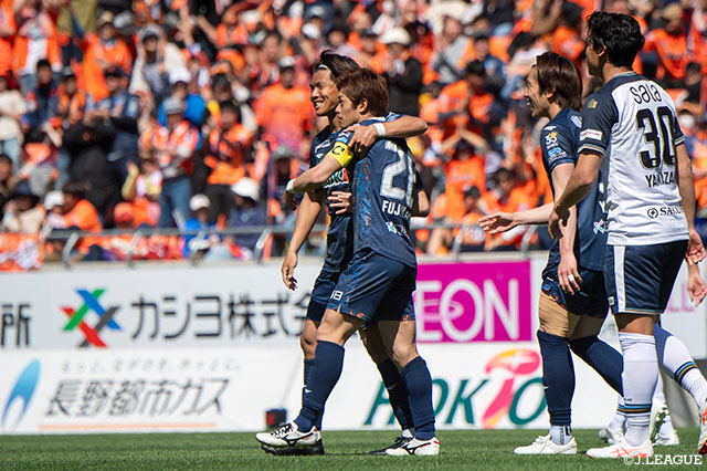 【明治安田Ｊ２・Ｊ３百年構想リーグ 地域リーグラウンド EAST-Bグループ 第10節 長野vs磐田】