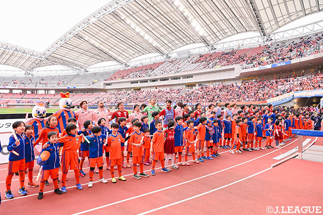 【明治安田Ｊ２・Ｊ３百年構想リーグ 地域リーグラウンド WEST-Aグループ 第11節 新潟vs今治】