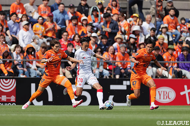 【明治安田Ｊ１百年構想リーグ 地域リーグラウンド WESTグループ 第12節 清水vs名古屋】