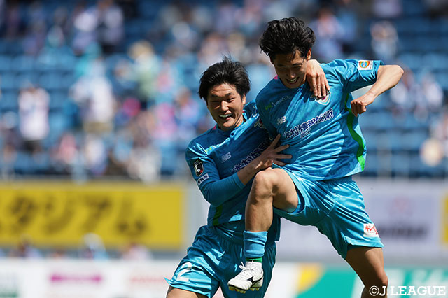 【明治安田Ｊ２・Ｊ３百年構想リーグ 地域リーグラウンド WEST-Bグループ 第12節 鳥栖vs滋賀】