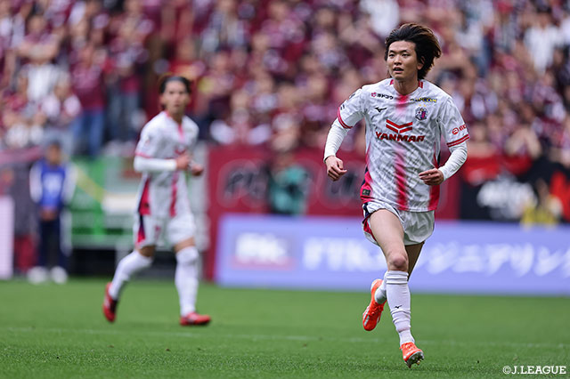 【明治安田Ｊ１百年構想リーグ 地域リーグラウンド WESTグループ 第13節 神戸vsＣ大阪】