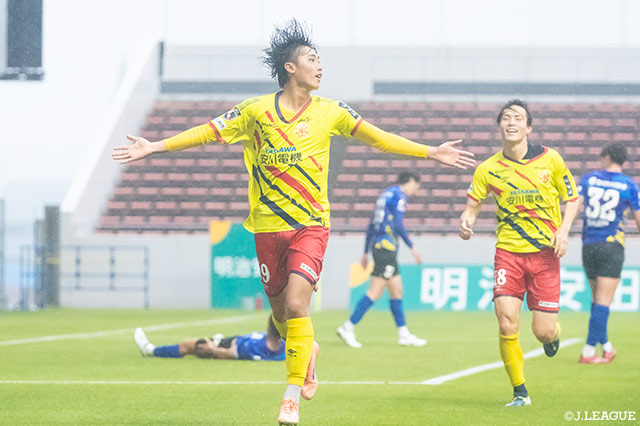 【明治安田Ｊ２・Ｊ３百年構想リーグ 地域リーグラウンド WEST-Bグループ 第14節 北九州vs大分】