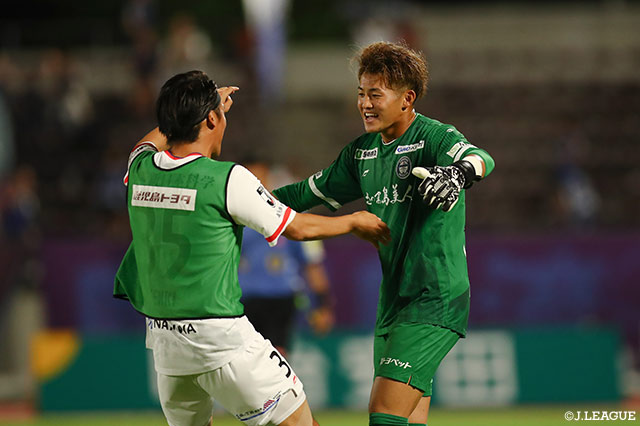 【明治安田Ｊ２・Ｊ３百年構想リーグ 地域リーグラウンド WEST-Bグループ 第14節 琉球vs鹿児島】