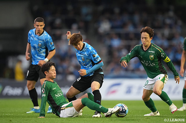 【明治安田Ｊ１百年構想リーグ 地域リーグラウンド EASTグループ 第15節 川崎Ｆvs東京Ｖ】
