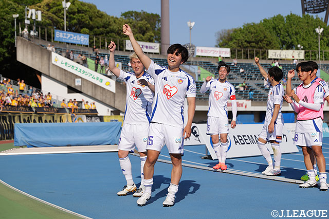 【明治安田Ｊ２・Ｊ３百年構想リーグ 地域リーグラウンド EAST-Aグループ 第17節 湘南vs仙台】