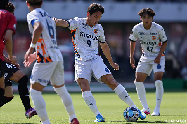 【明治安田Ｊ１百年構想リーグ 地域リーグラウンド WESTグループ 第17節 岡山vs清水】