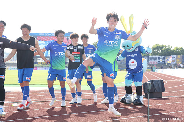【明治安田Ｊ２・Ｊ３百年構想リーグ 地域リーグラウンド EAST-Aグループ 第17節 秋田vs群馬】