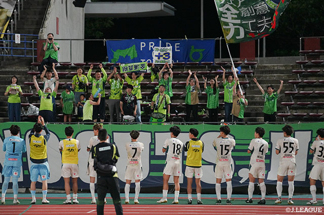 明治安田Ｊ２・Ｊ３百年構想リーグ 地域リーグラウンド WEST-Bグループ 第17節 琉球vs鳥取