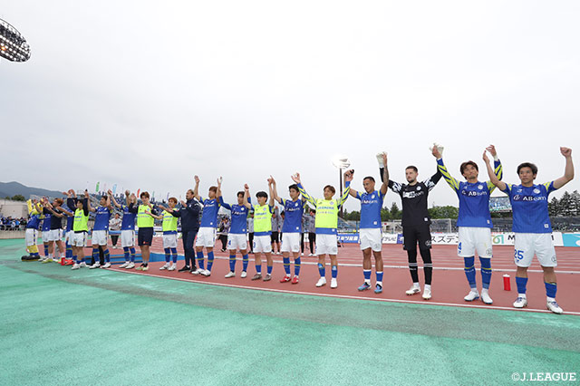 【明治安田Ｊ２・Ｊ３百年構想リーグ 地域リーグラウンド EAST-Aグループ 第18節 山形vs湘南】