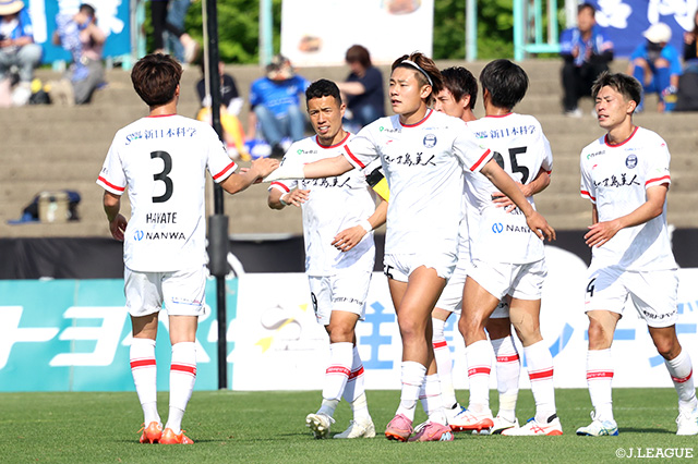 【明治安田Ｊ２・Ｊ３百年構想リーグ プレーオフラウンド 第2戦 5-6位決定戦 秋田vs鹿児島】