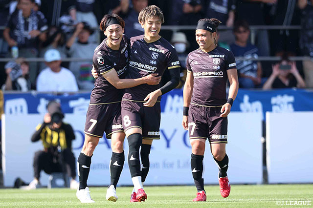 【明治安田Ｊ２・Ｊ３百年構想リーグ プレーオフラウンド 第2戦 29-30位決定戦 栃木Ｃvs滋賀】