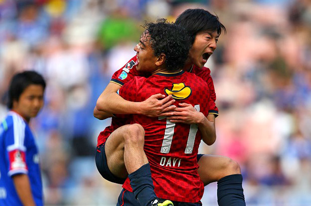 注目の上位対決は鹿島が制し、首位堅持