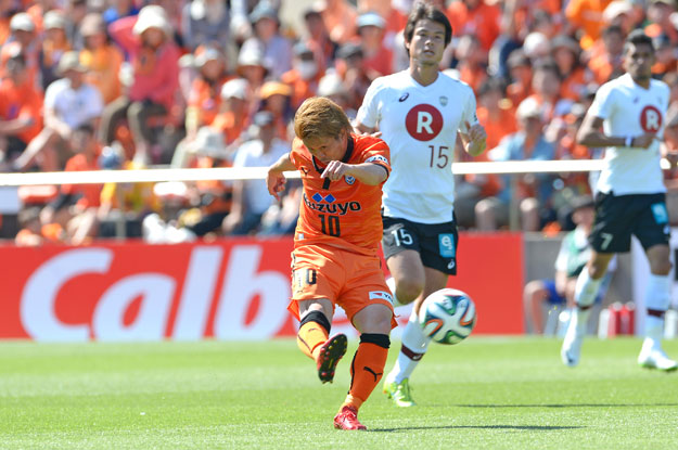 清水、猛攻実らずドロー