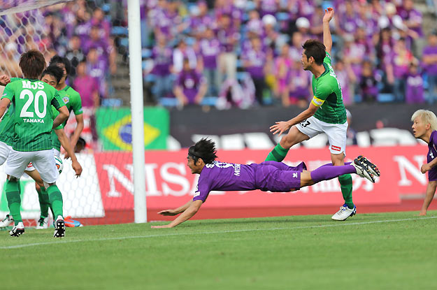 三平の劇的ゴールで連敗止めた京都