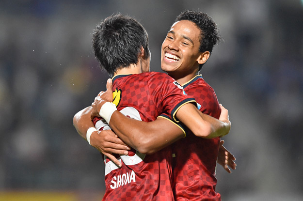 鹿島、今季2度目の5得点で完勝