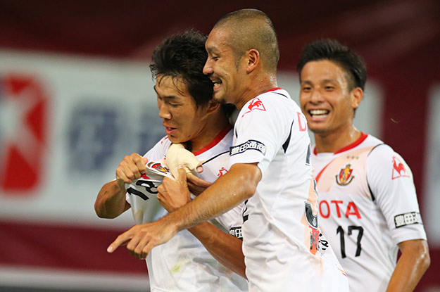 逆転勝利の名古屋、アウェイ3連勝