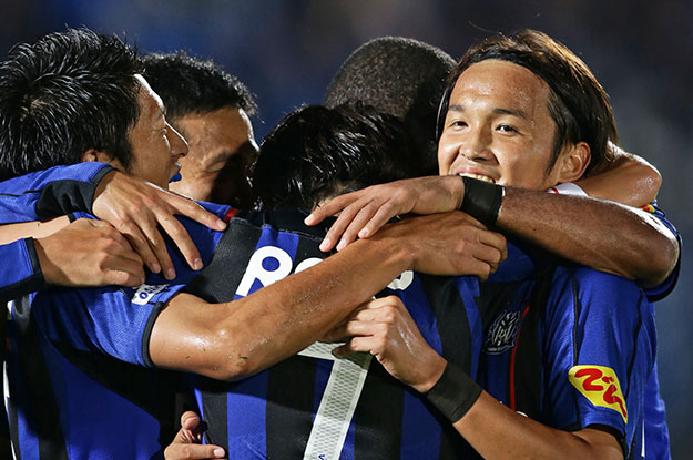 接戦制し、首位肉薄のＧ大阪