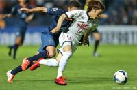 【ＡＣＬ】鋭いドリブルを仕掛けた楠神（２１／４１）