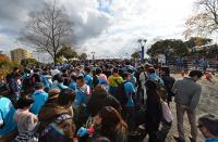 開門を待つ鳥栖のファン・サポーター