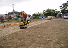 保護者の有志がお手伝い