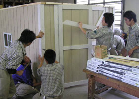 ポンプ小屋製作