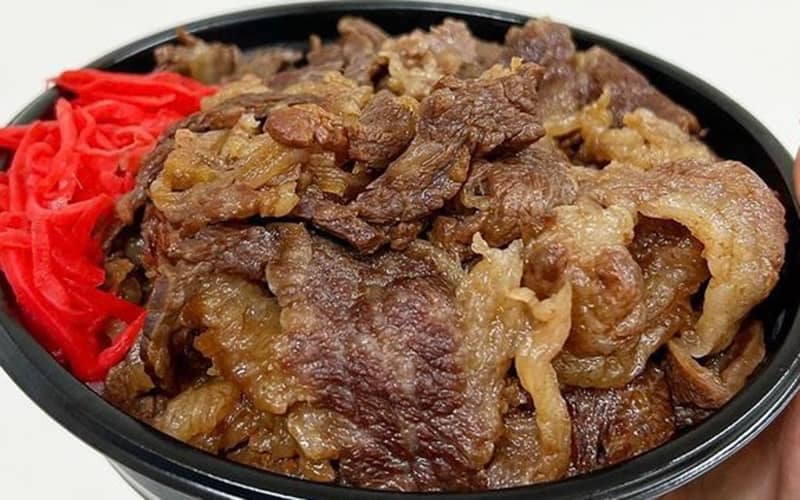 赤字の赤城和牛 牛丼