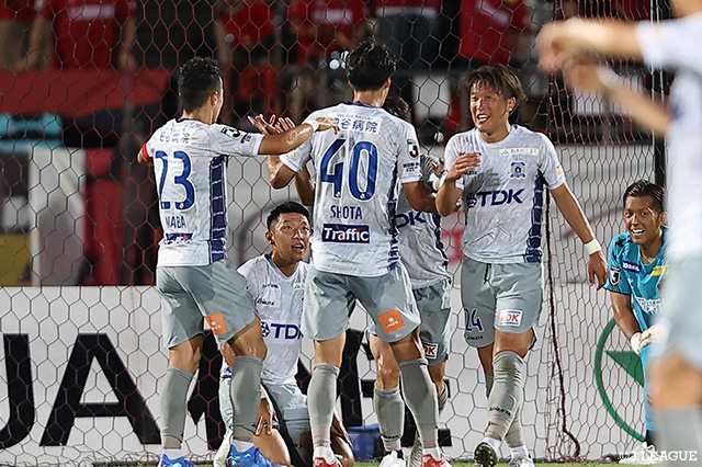 秋田が13試合ぶりに勝点3を獲得 敗れた金沢は3連敗を喫す サマリー 明治安田j2 第29節 jリーグ Jp 秋田が13試合ぶりに勝点3を獲得 敗れた金沢は3連敗を喫す サマリー 明治安田j2 第29節 jリーグ Jp