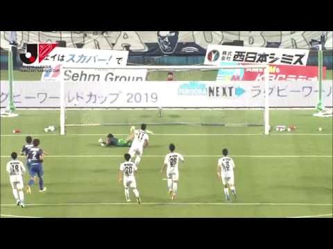 豊田 陽平（鳥栖）前半終了間際にPKを決め先制【ゴール動画：GS 第6節 福岡vs鳥栖】