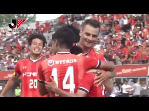 ネイツ ペチュニク（大宮）ゴール前の完璧なパスを右足で蹴り込み決勝点【ゴール動画：GS 第7節 大宮vs鹿島】