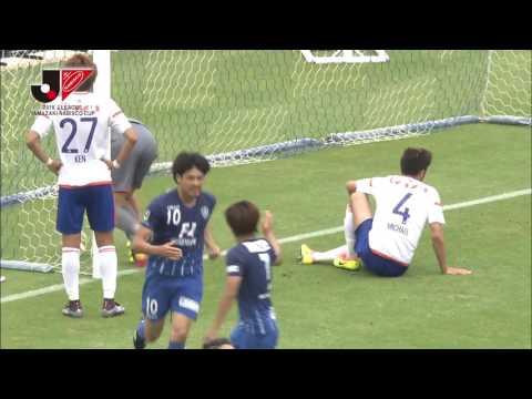 城後 寿（福岡）体を投げ出してゴールに押し込む【ゴール動画：GS 第7節 福岡vs新潟】