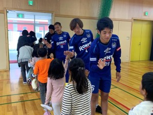 2019小学校訪問奥野 (3)